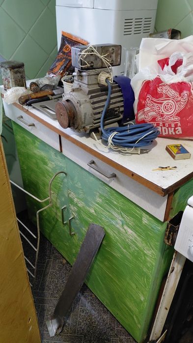 Кухонні меблі кухня б.у. безкоштовно самовивіз