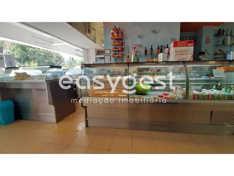 Restaurante ocupação 70 pessoas com clientela fidelizada