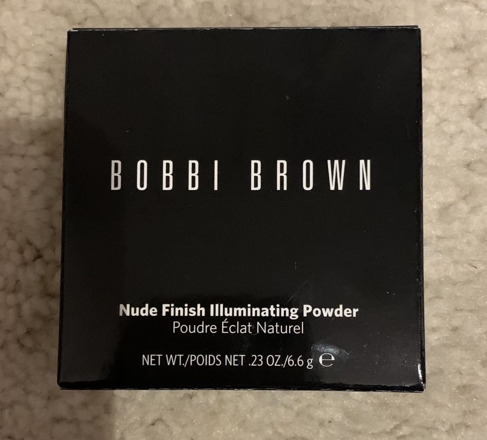 Bobbi Brown puder Nude Finish Illuminating