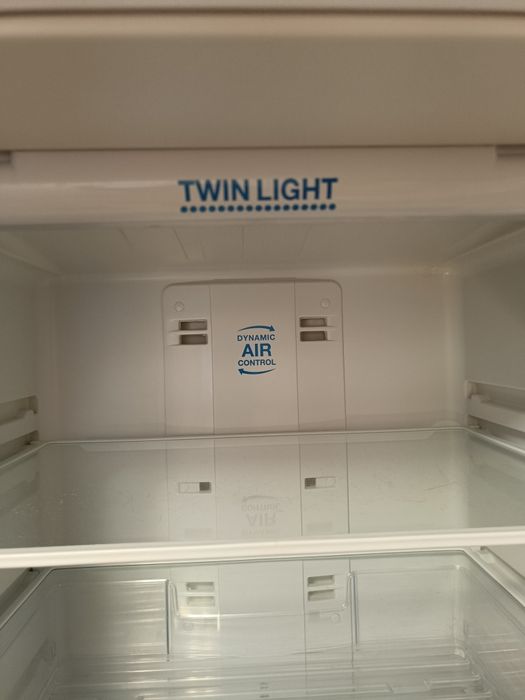 Холодильник indesit