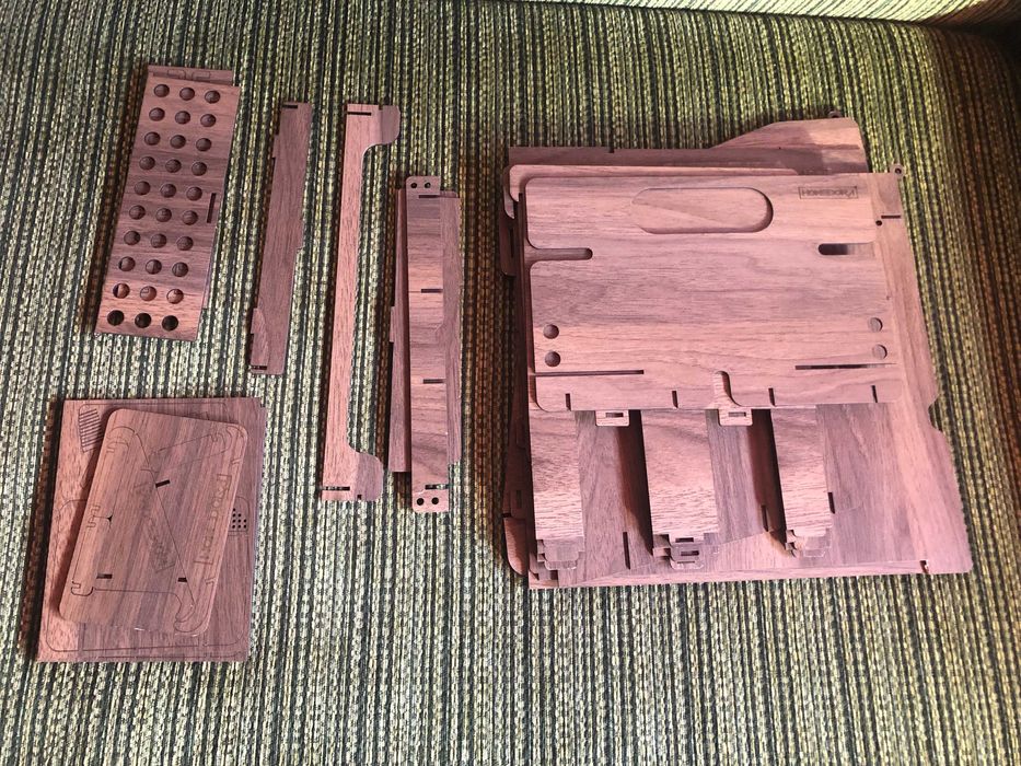 Organizer na biurko drewniany, przybornik