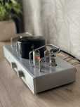 Wzmacniacz lampowy FatMan + Studio Monitory Alesis One MKII + statywy