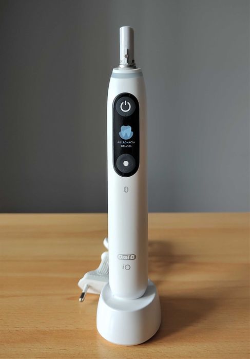 Oral-B iO Series 6 White Ultimate - Szczoteczka Magnetyczna