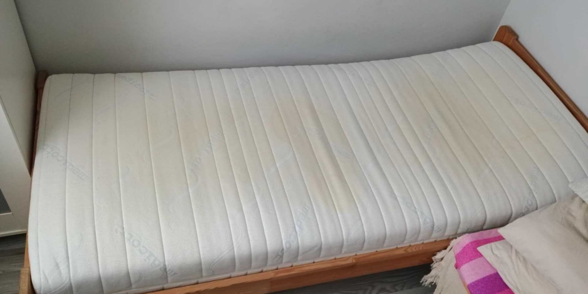 Materac Hilding 90x200 medicott, sprężynowy, ok. 18-20 cm grubości