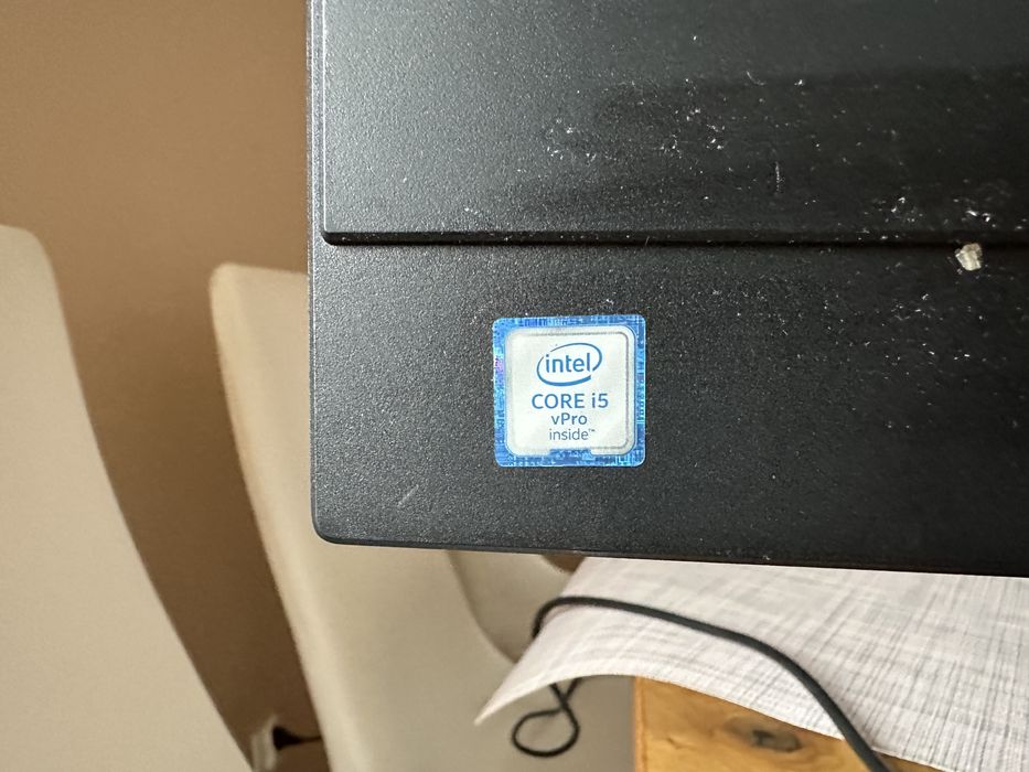 Komputer DELL optiplex 7440