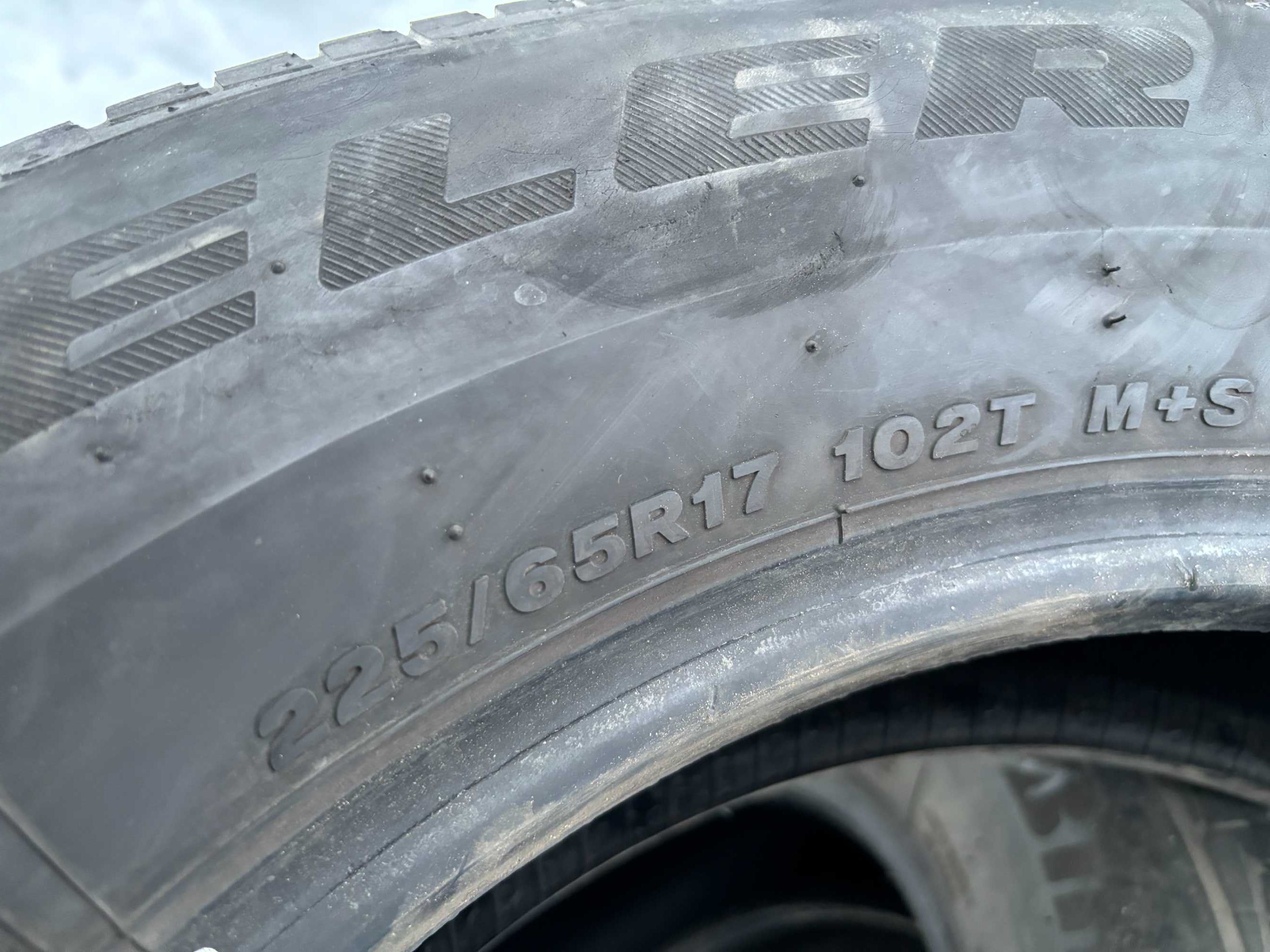 235-55-R18 BRIDGESTONE DUELER 4штуки всесезонной резины JAPAN