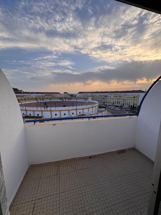 Quartos em Moita pronto a entrar