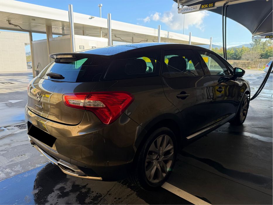 Citroën DS5 1.6 HDi Poucos Km Igual a Novo
