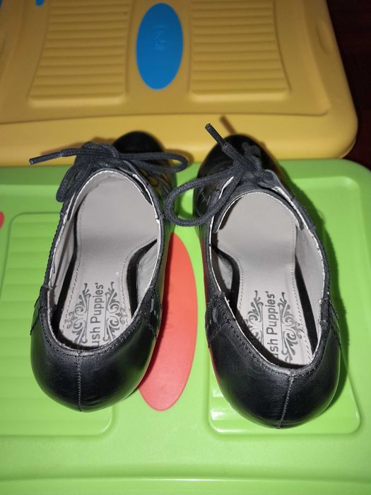 Sapatos Hush Puppies, tam. 37, pretos.