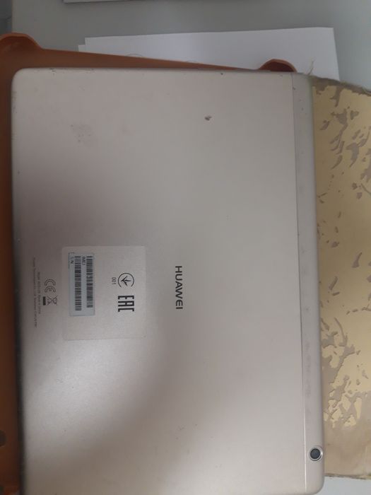 Планшет хуавей .