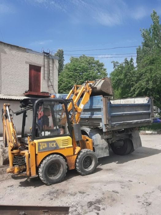 бетон-миксером,известковый -самосвалами-все сыпучие стройматериалы