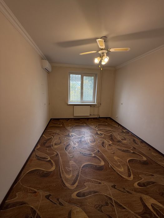 Продаж гарненької  квартири на Митниці