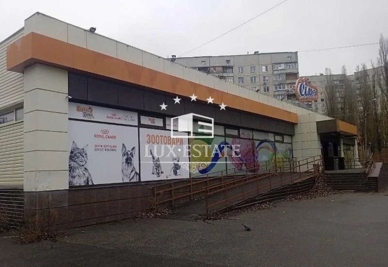 Продажа торговых помещений от 1500 м2, Харьков