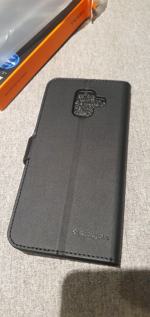 Super obudowa  Spigen dla Galaxy A6