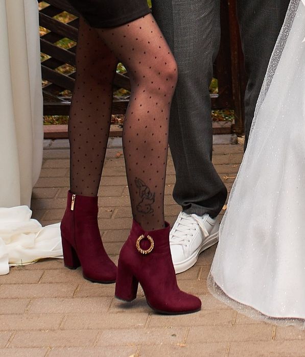 Сапожки на каблуку