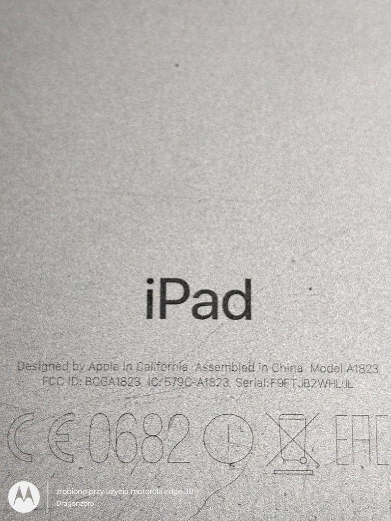 Apple iPad A1823 (5 generacji) pojemność 128GB opis