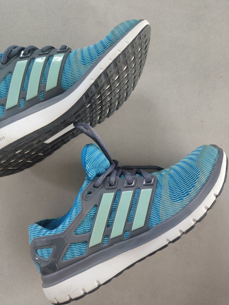 Buty sportowe damskie adidas cloudfoam rozmiar 38 jak nowe