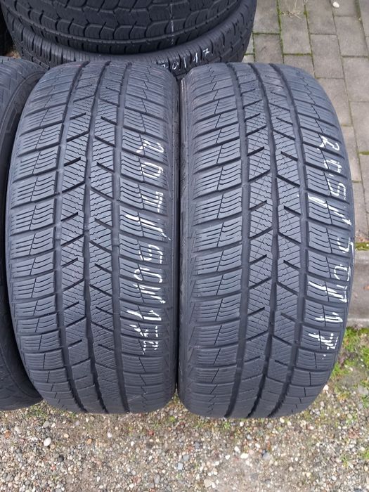 4x Opony Używane Zimowe 205/50R17 Barum