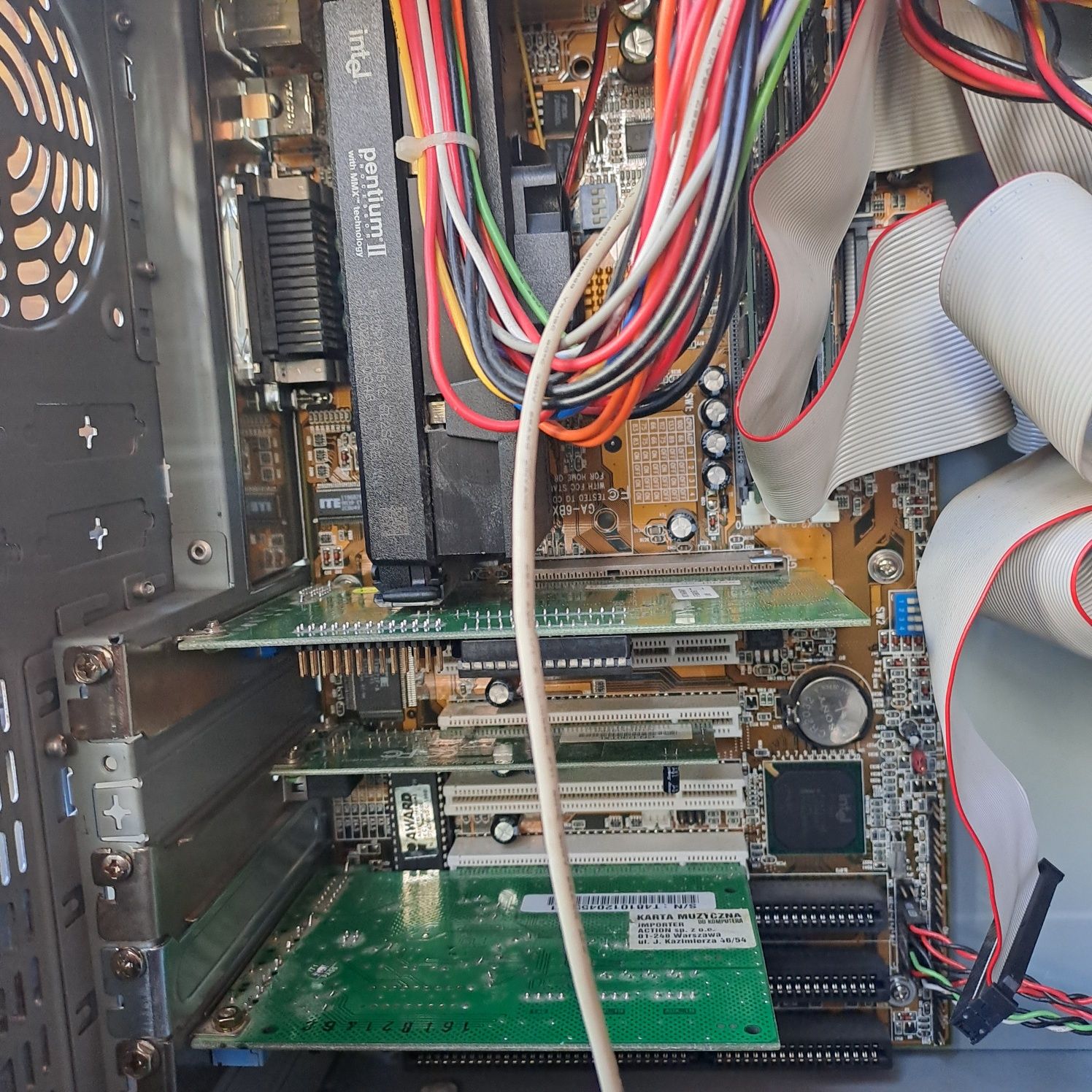 Retro Komputer stacjonarny PC Pentium 2