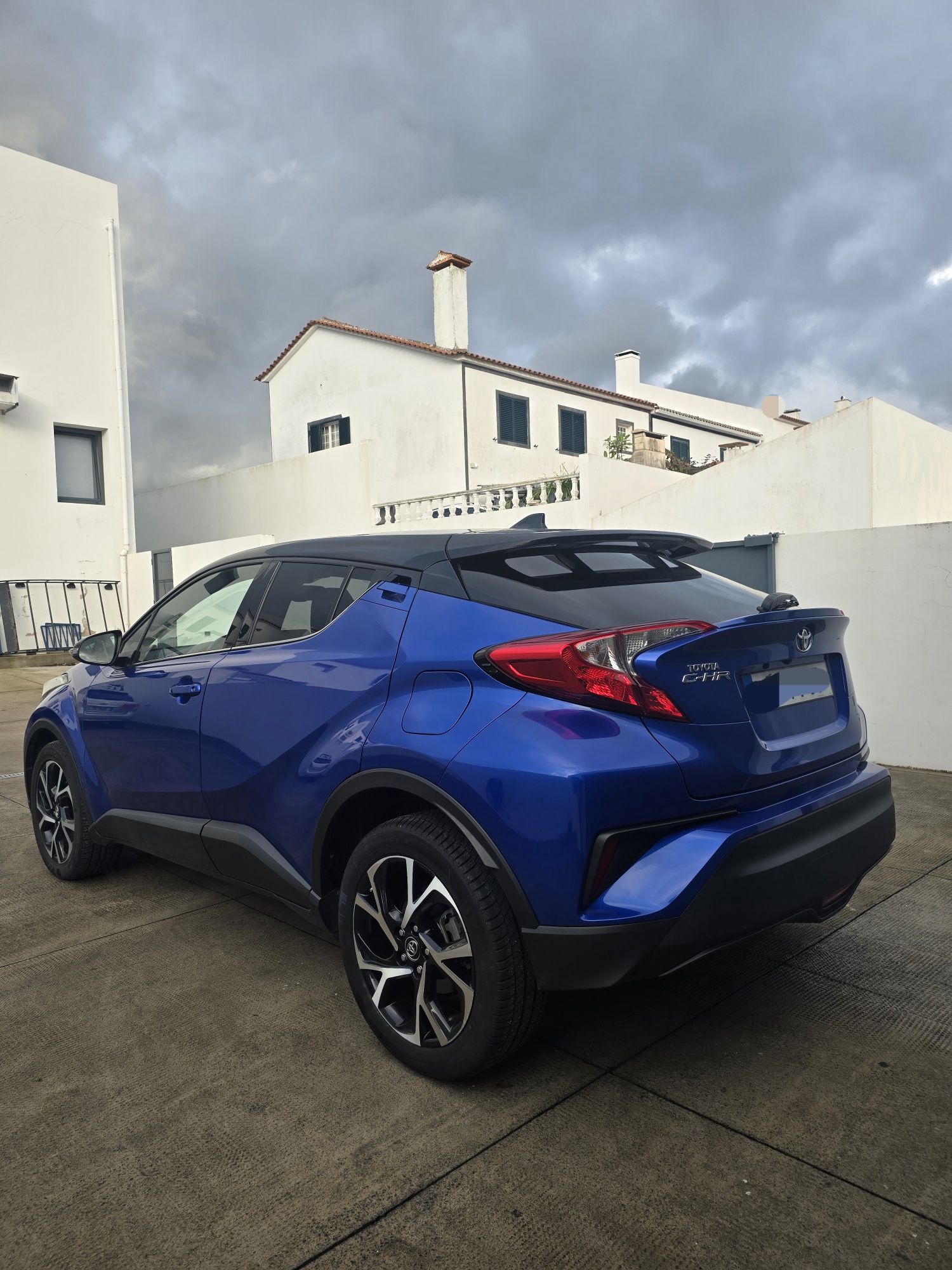 Toyota c-hr 1200 com 47 mil km