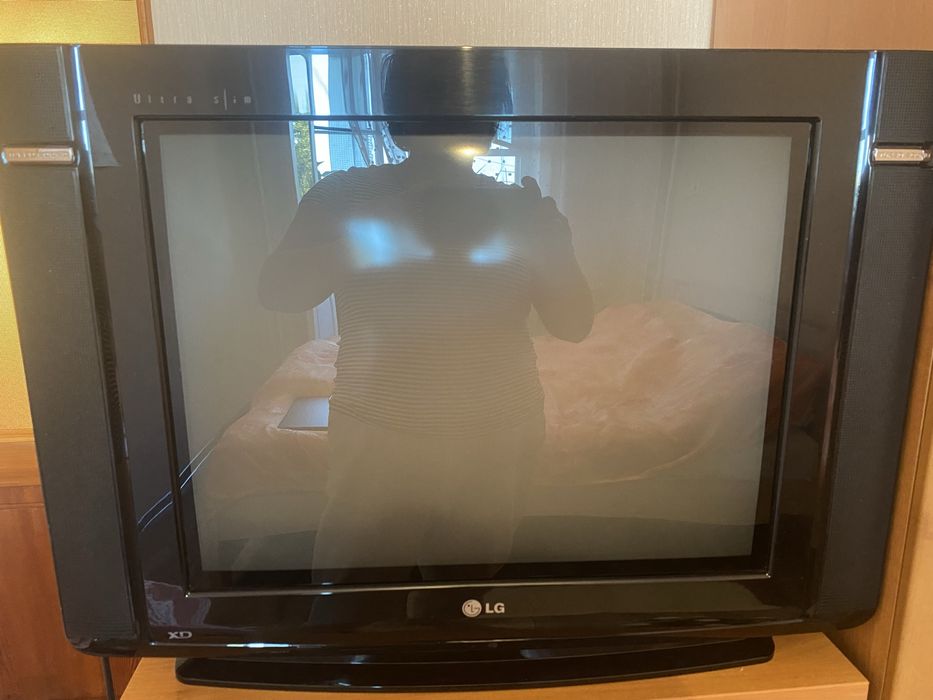 Телевизор LG 21FU3RLX