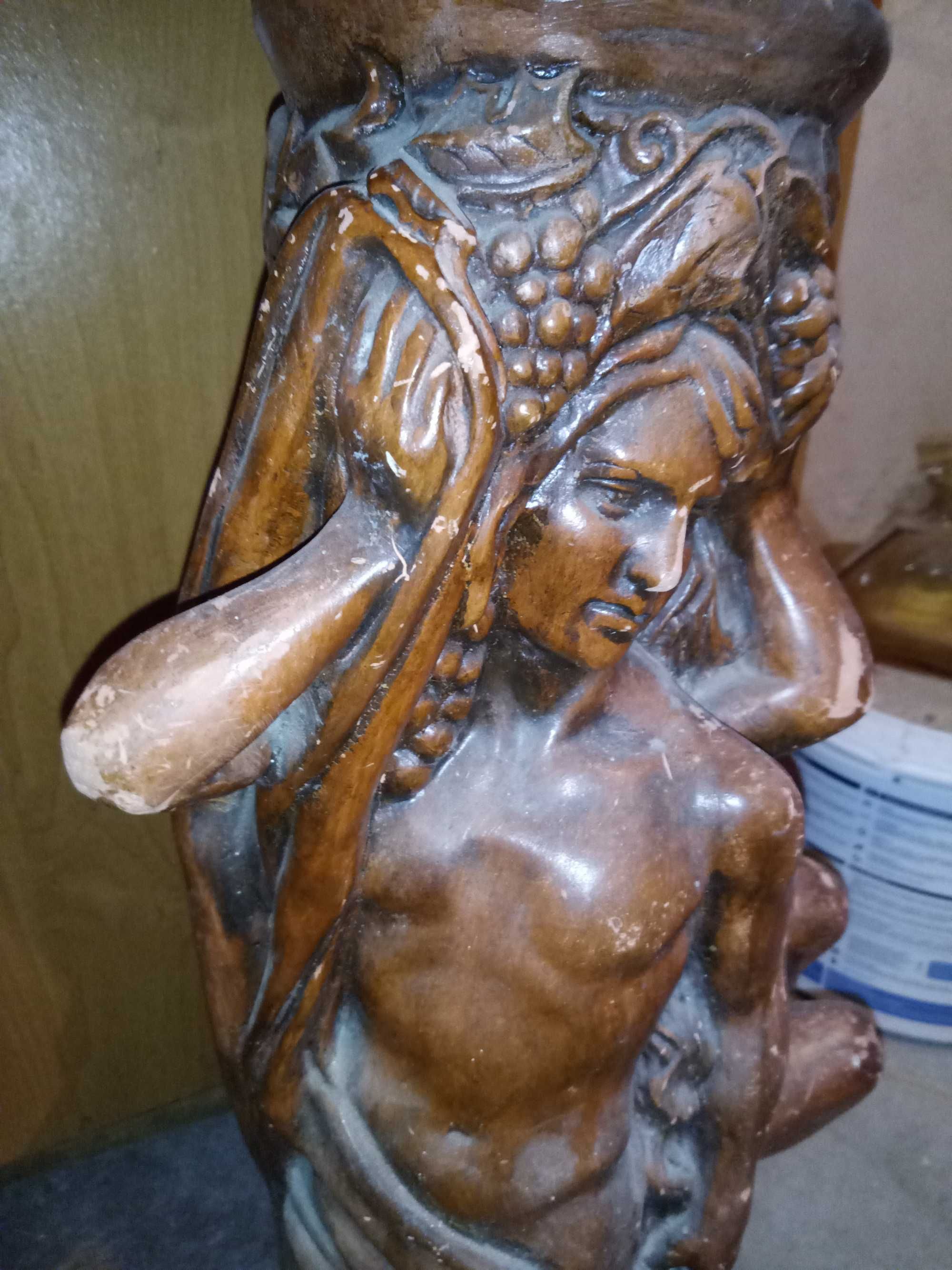 Гіпсова скульптура адам та єва