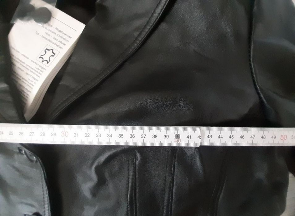 Куртка жіноча ,,heine",нова, із натуральної шкіри