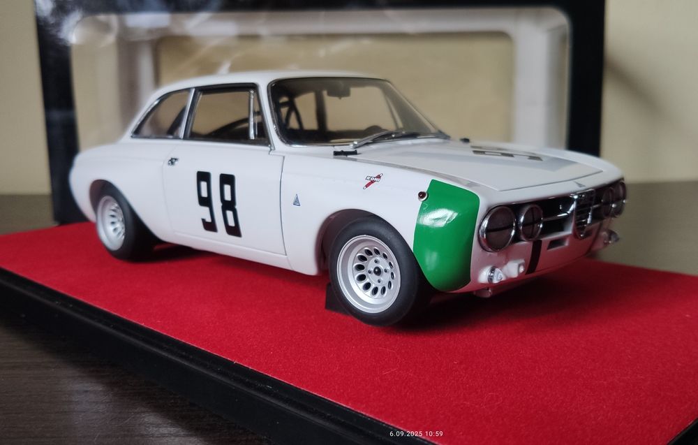Alfa Romeo Giulia GTAm Monza 1970 rok 1:18 Auto Art