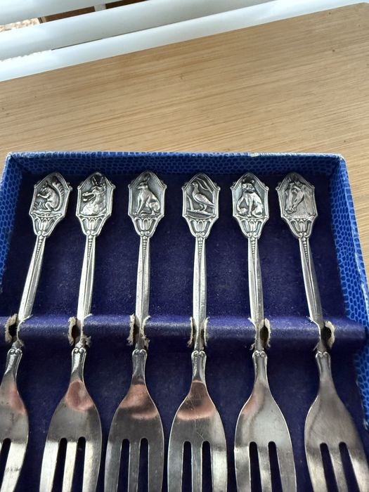 Вінтажний набір виделок(посрібнення)