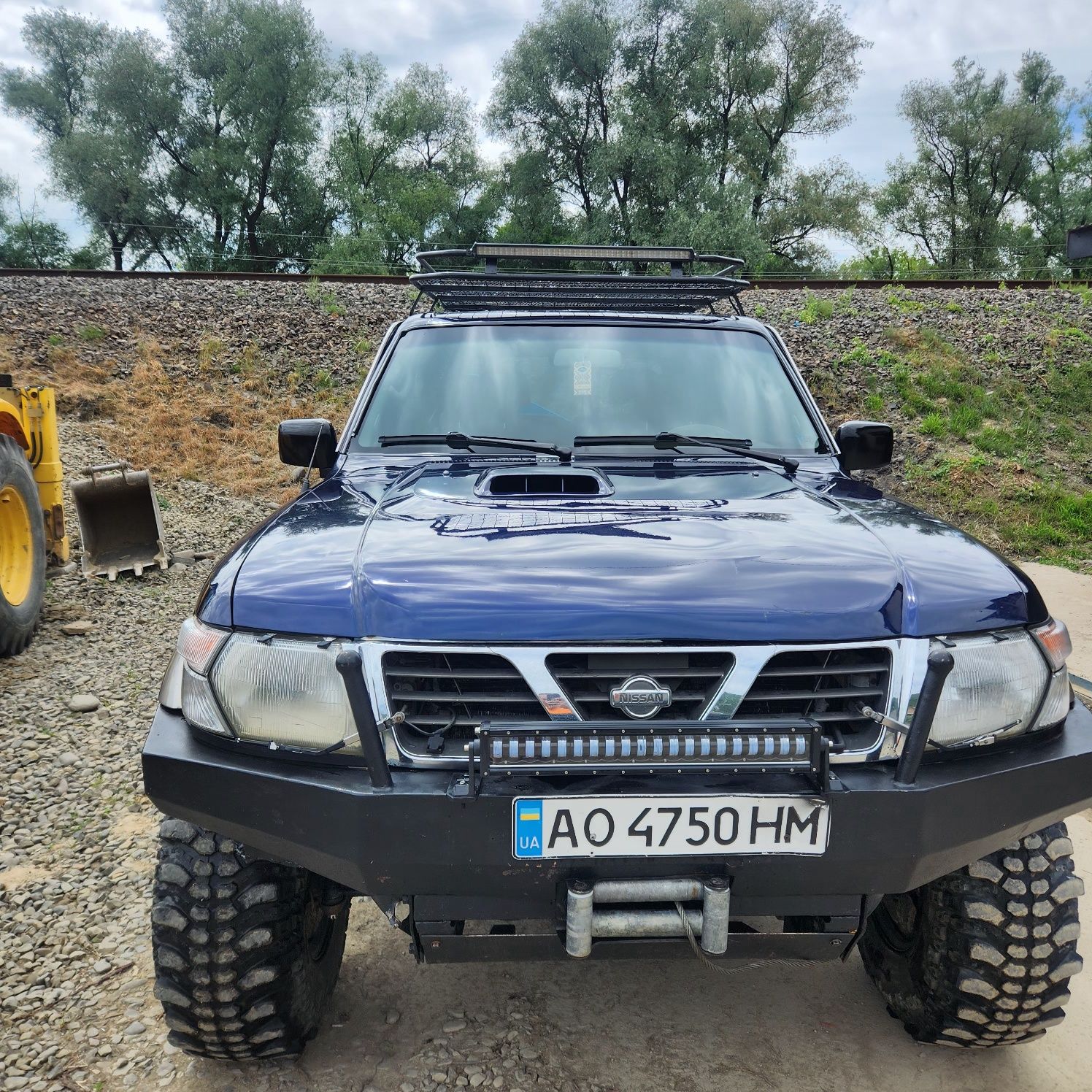 Продам нісан патрол