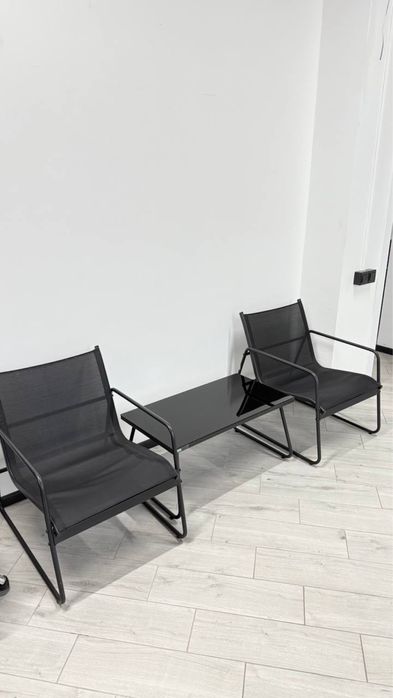 Офісні меблі б/у