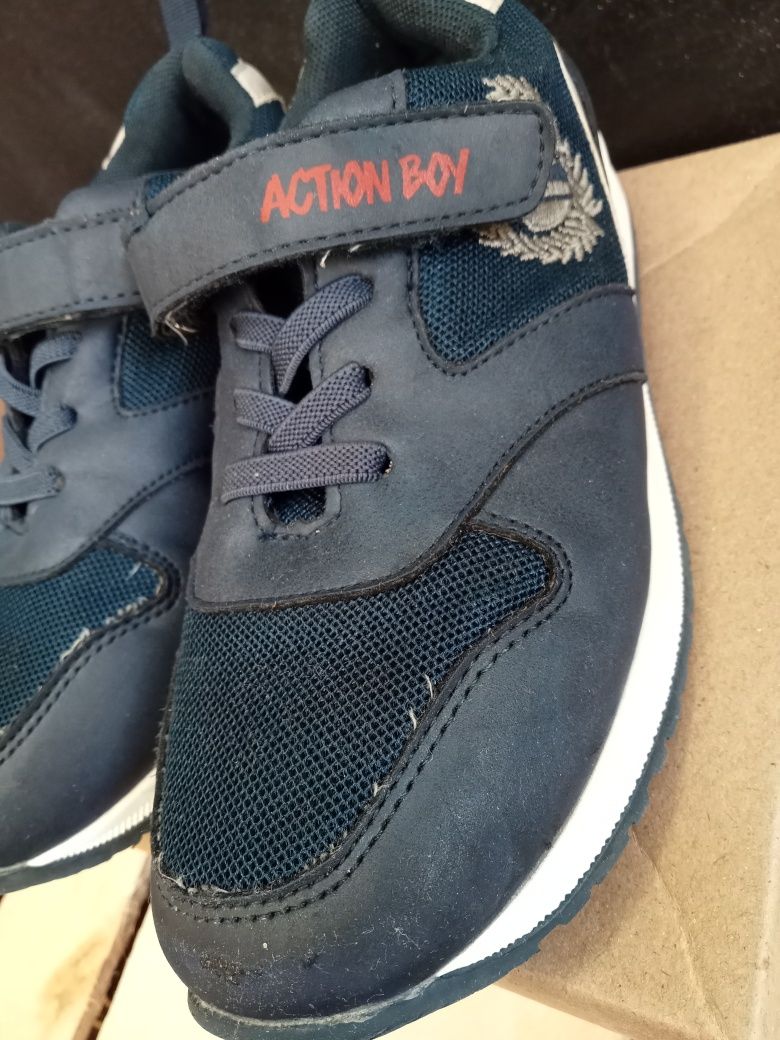 Buty sportowe r. 32 Action Boy