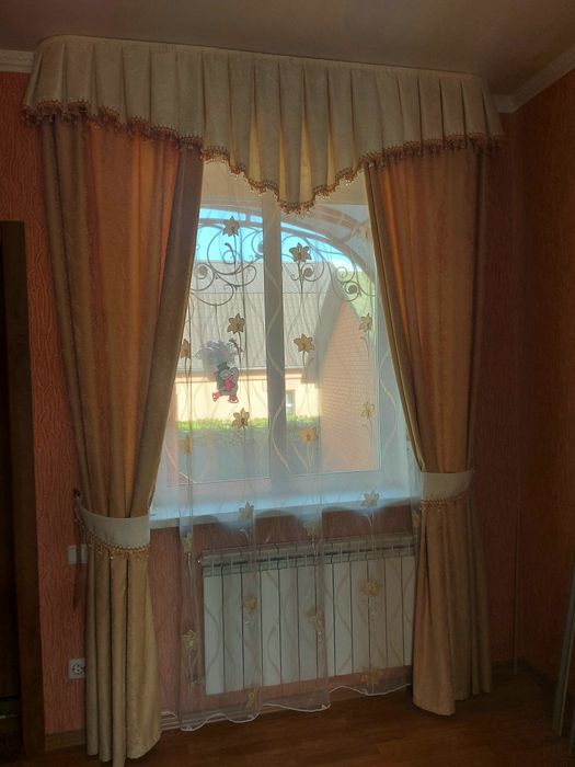 Продаю штору + ламбрикени + тюль