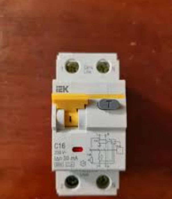 Дифтавтомат АВТД 32 IEK 16A C16 30mA