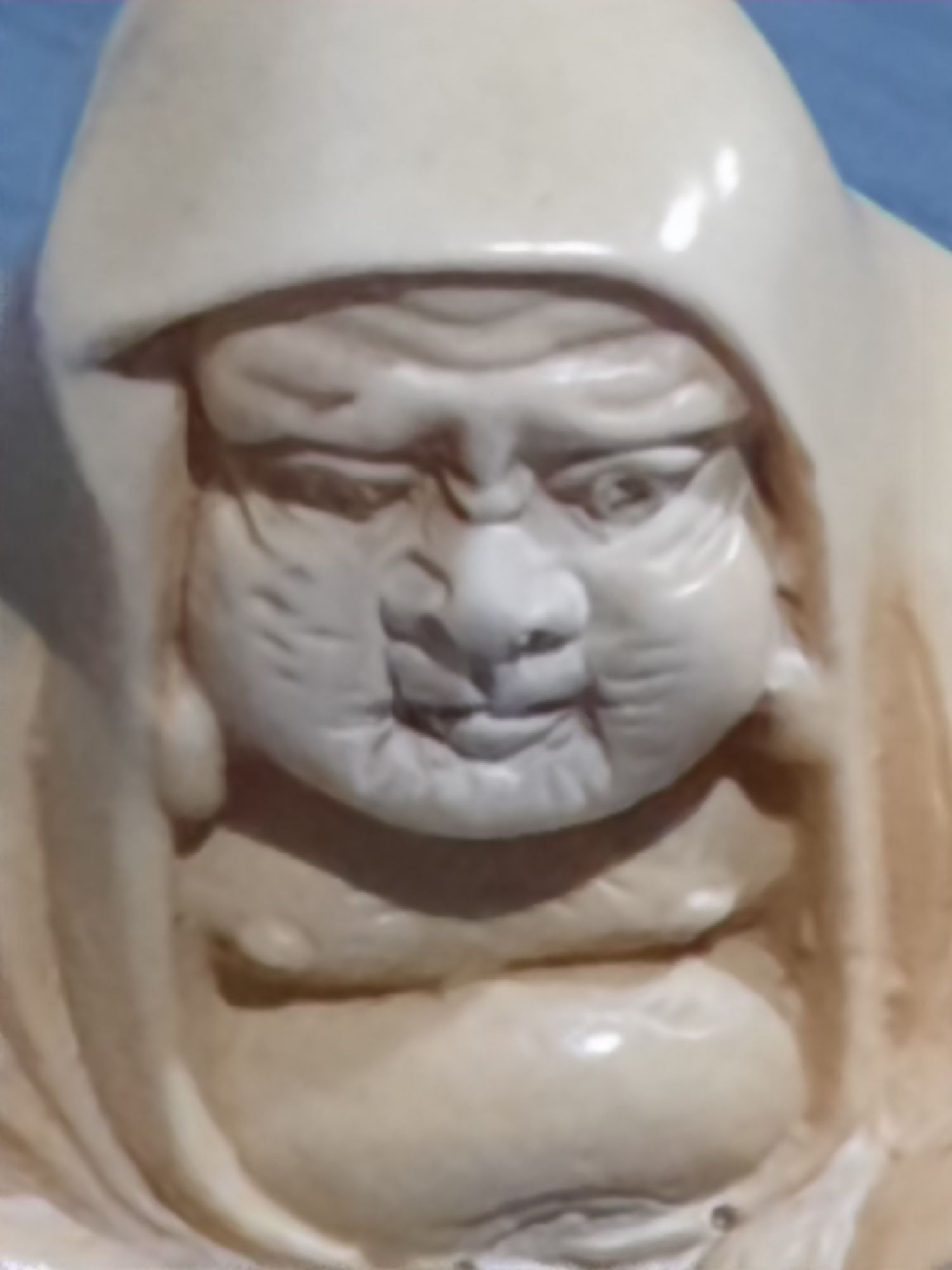 Kolekcjonerska stara figurka netsuke Japonia lata 60-70 żywica