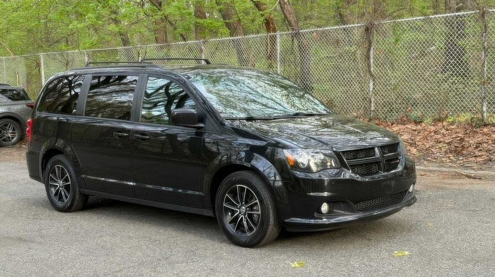 Dodge Grand Caravan GT      2018