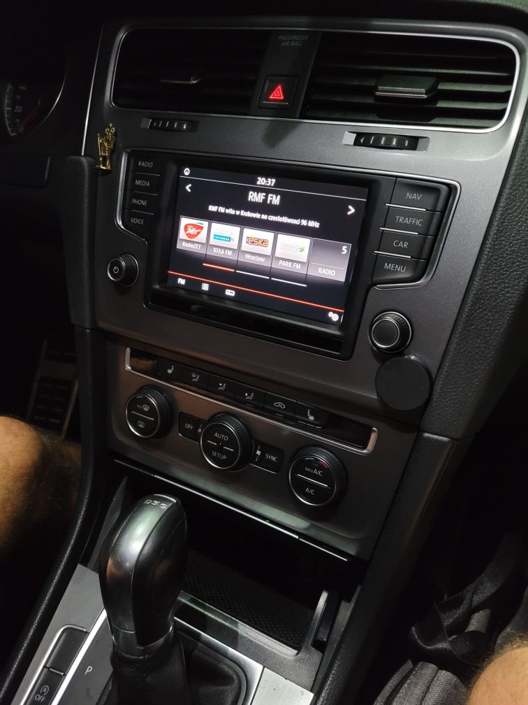 VW Audi Skoda MIB2 AppConnect Full Link SmartLink Apple CarPlay Mapy