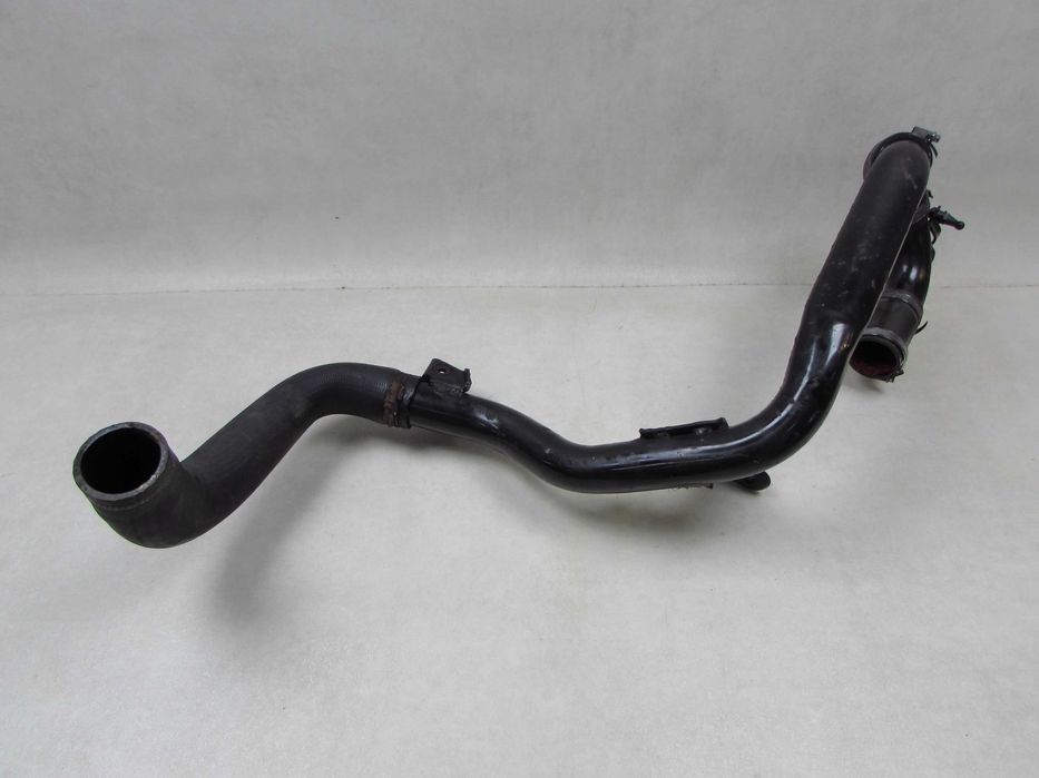 VOLVO C30 S40 V50 1.6 D2 LIFT 09- RURA DOLOT PRZEWOD POWIETRZA INTERCOOLERA AV61-6C750-AC