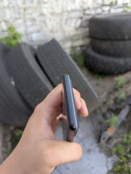 Pixel 6 8/128gb neverlock (гарний стан)