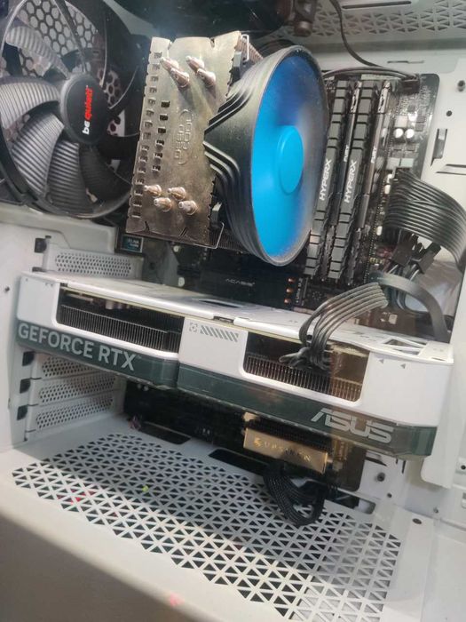 Продам комплект i7 8700, Z370, 32Гб 3000Hhz, SSD m.2 256Гб