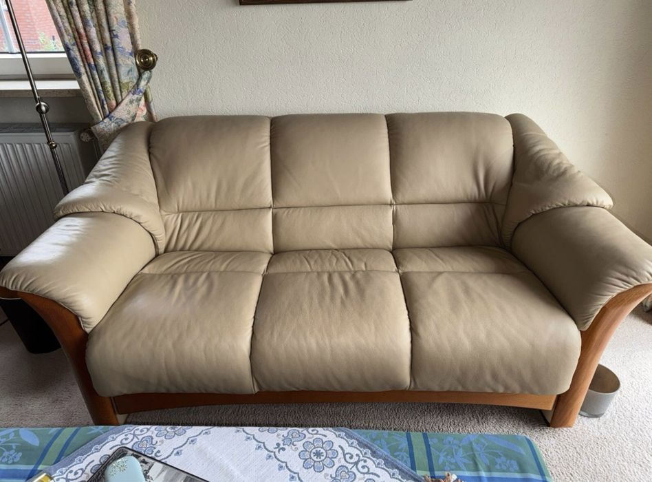 Продам шкіряний диван, з деревом, привезений з Європи