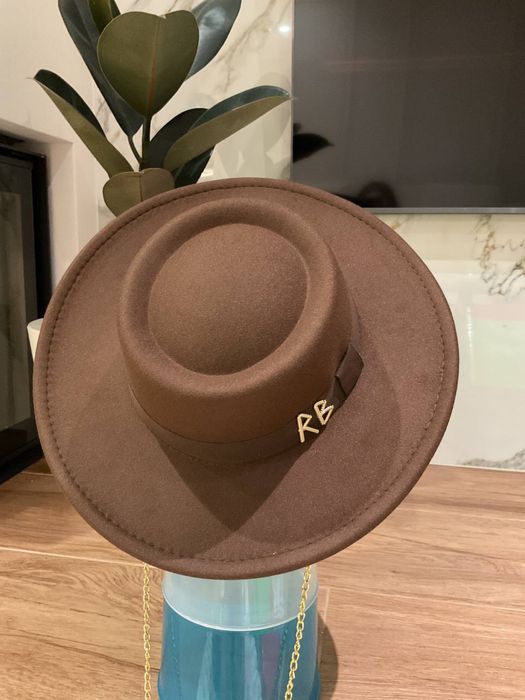 Капелюх новий котоновий