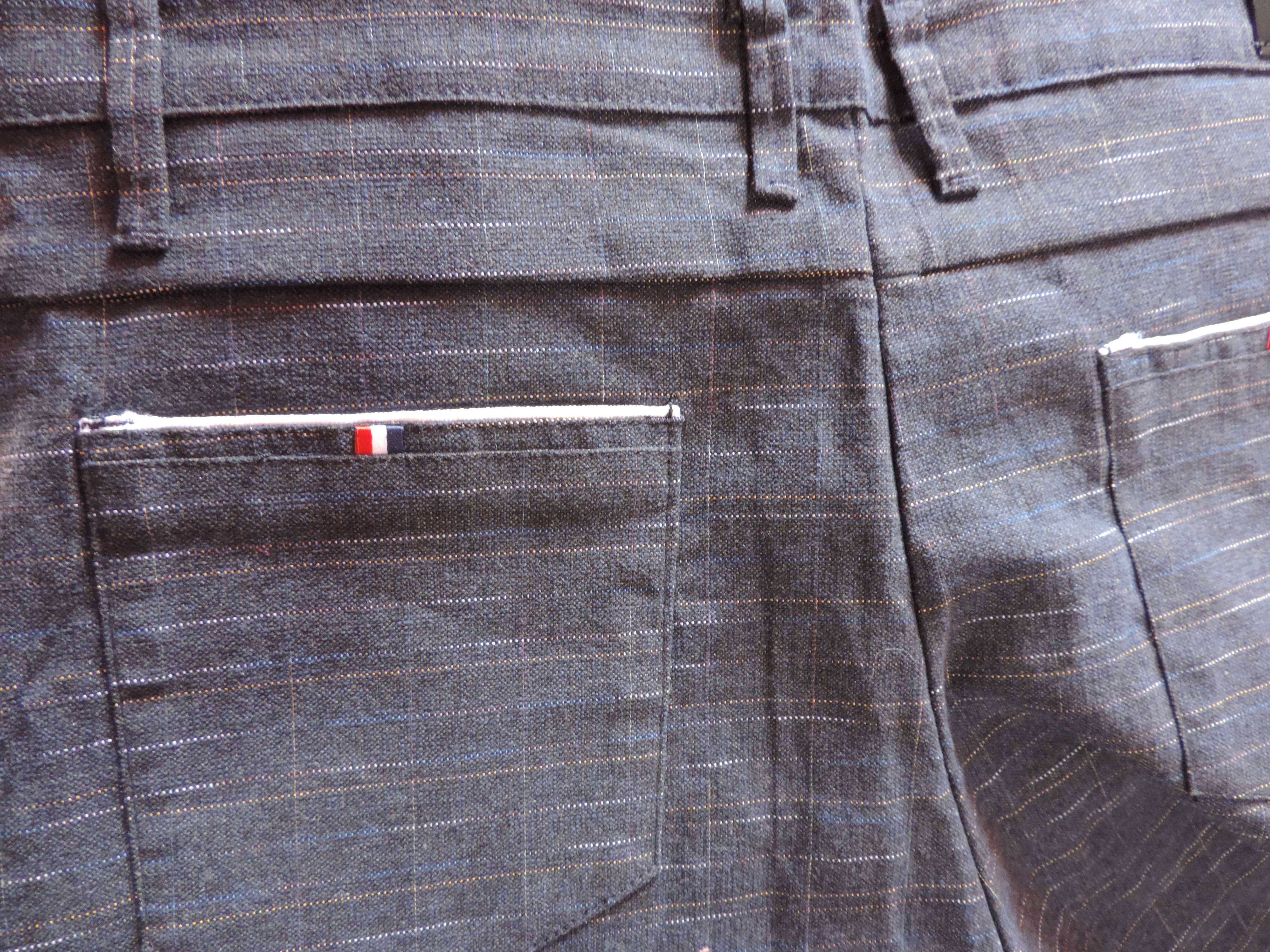МОДНЫЕ, Новые высококачественные брюки -карандаш на весну-осень.