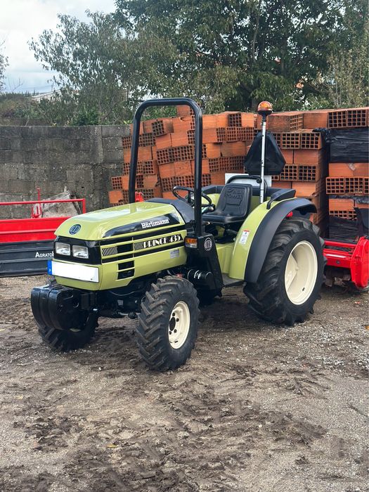 Trator Tractor Hurlimann e Alfaias