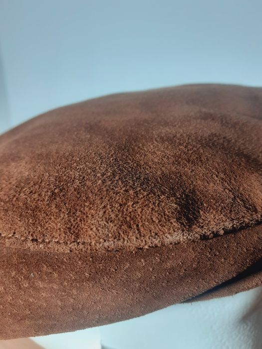 Kaszkiet zamszowy Nowy duży rozm 58