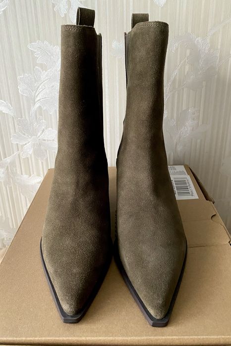 Замшеві ковбойські ботильйони