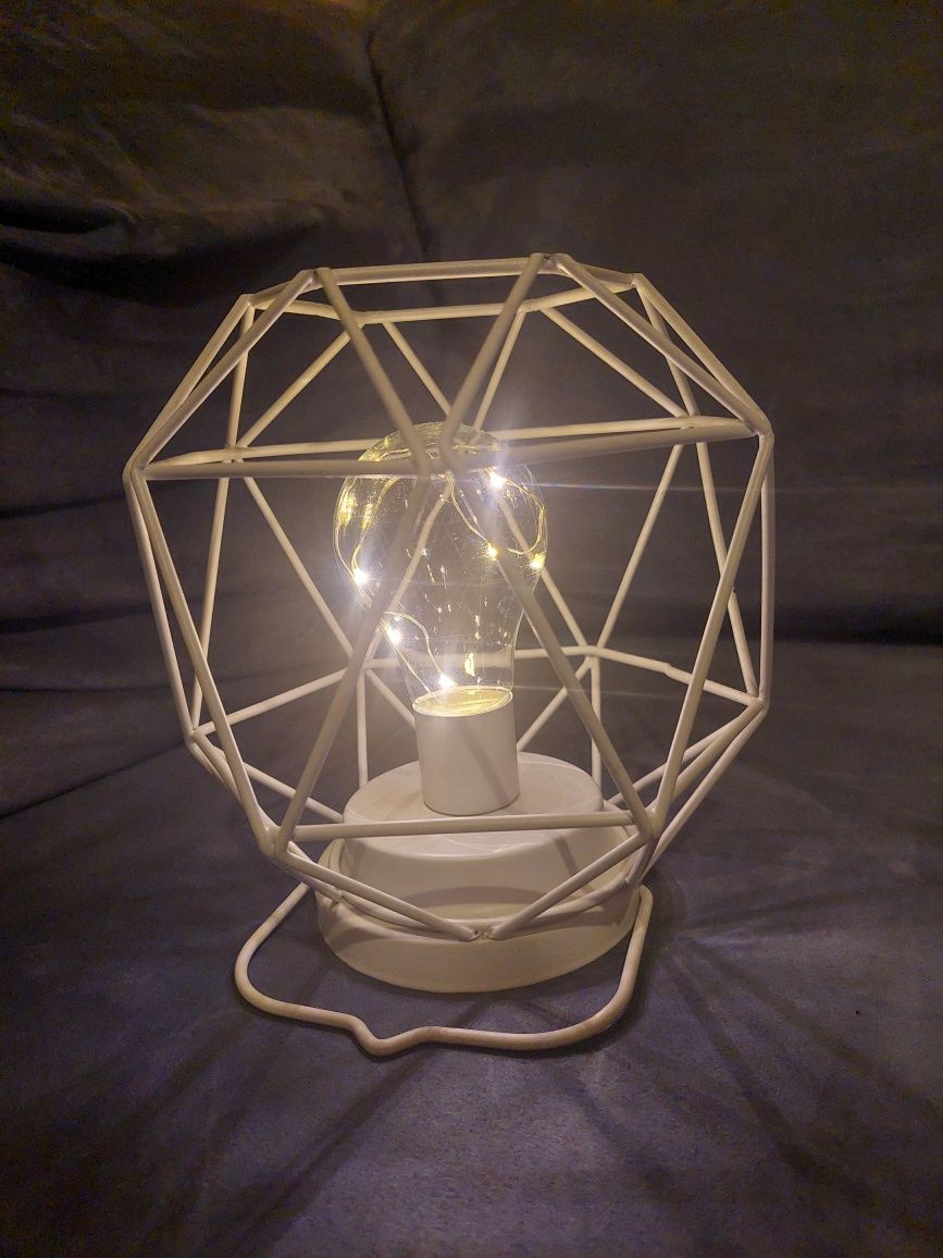 Lampka ledowa loft