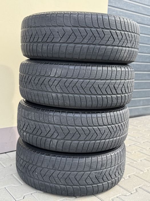 Продам диски з резиною Kia R18 5:114.3 235:60