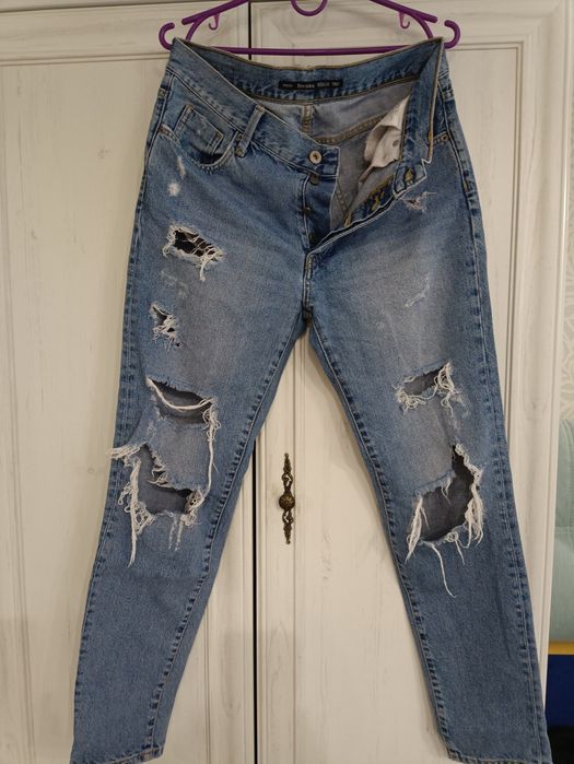 Джинси жіночі в гарному стані