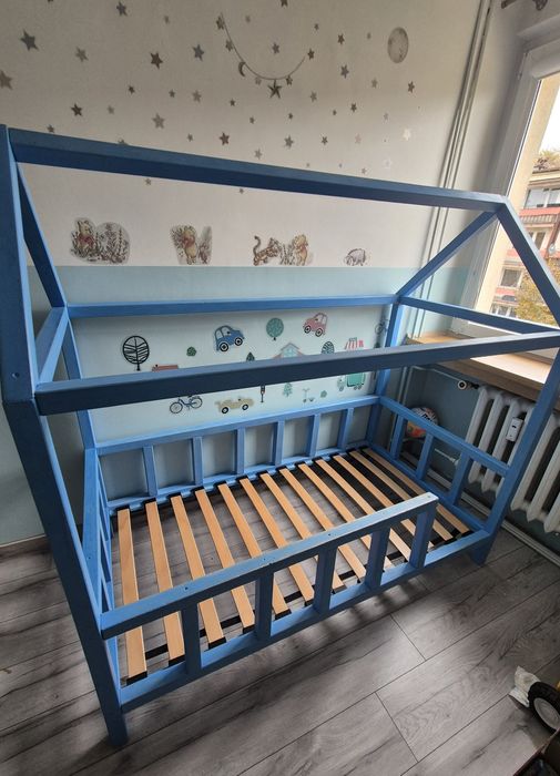 Łóżko domek solidne  drewniane 80×160 dziecięce